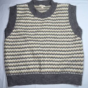 Debut Chevron Printed Crew Neck Cropped Sweater‎ Vest Tan Size L Sleeveless Crew